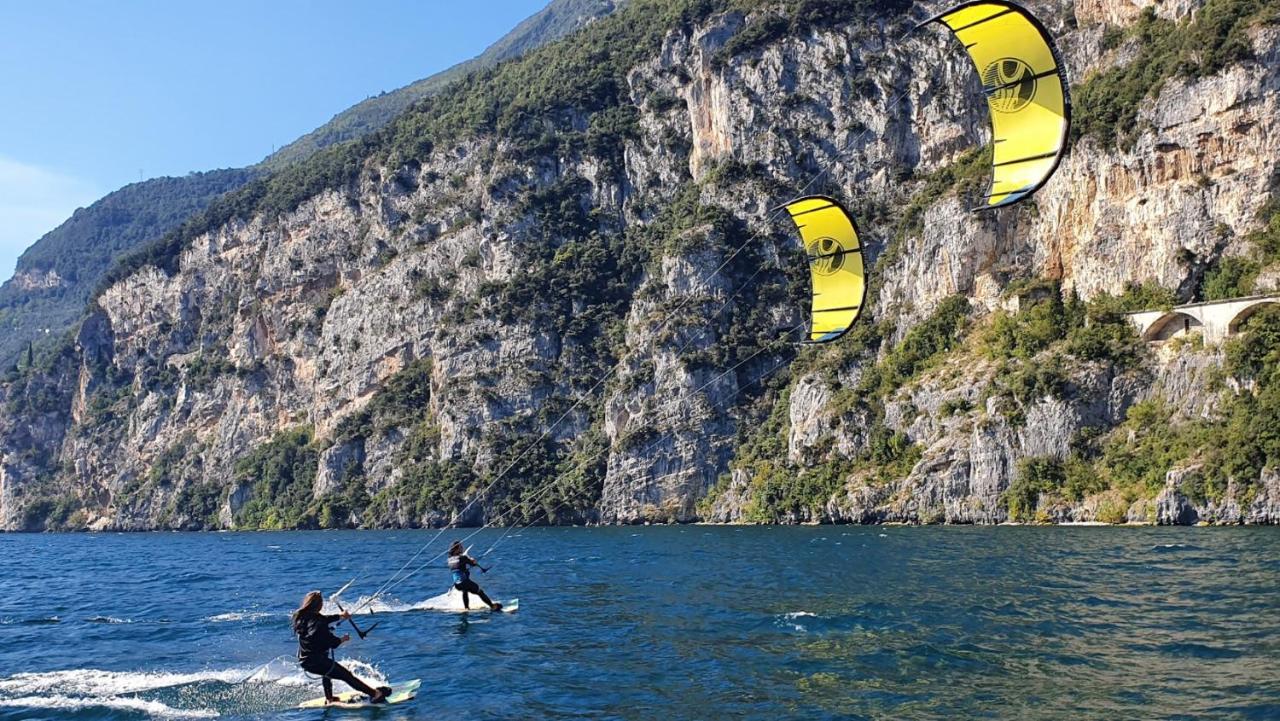 Kite & Lounge Hotel Club Da Baia Бренцоне сул Гарда Екстериор снимка